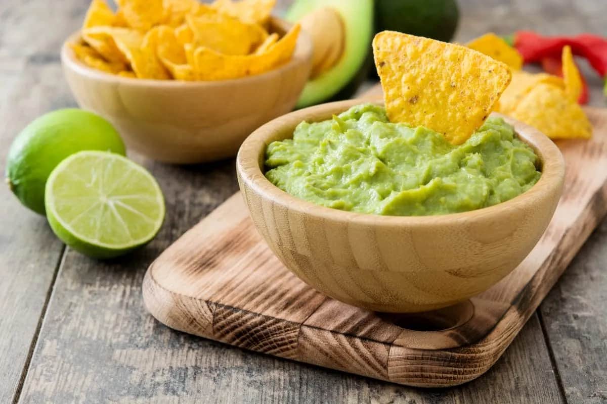 Jak zrobić idealne guacamole? Przepis i triki na świeżość!